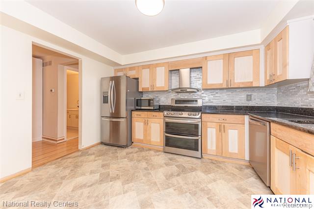 Builiding view one for 29705 Pine Ridge, Farmington, MI. 48331