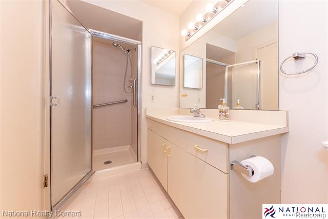 Builiding view seventeen for 29705 Pine Ridge, Farmington, MI. 48331