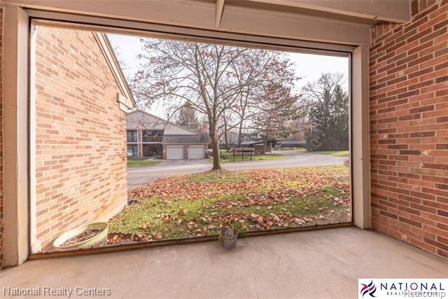 Builiding view ten for 29705 Pine Ridge, Farmington, MI. 48331