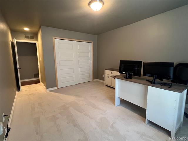 Builiding view fifteen for 29726 Pine Ridge, Farmington, MI. 48331