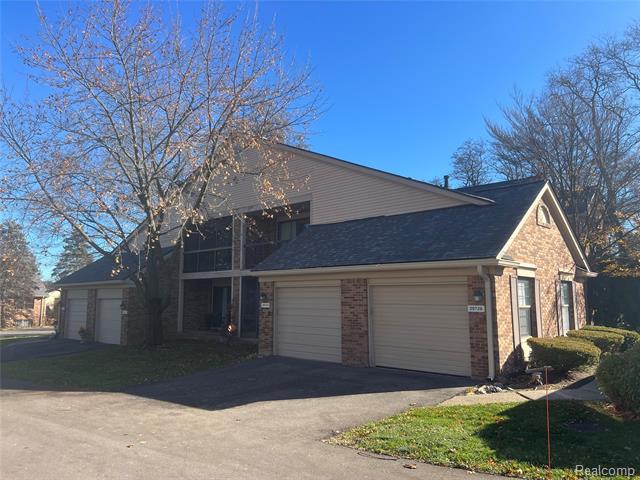 Builiding view one for 29726 Pine Ridge, Farmington, MI. 48331