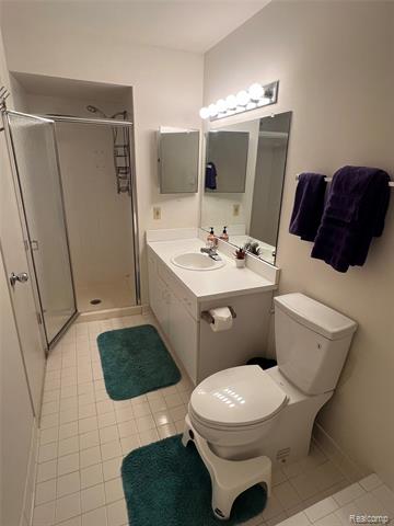 Builiding view thirteen for 29726 Pine Ridge, Farmington, MI. 48331