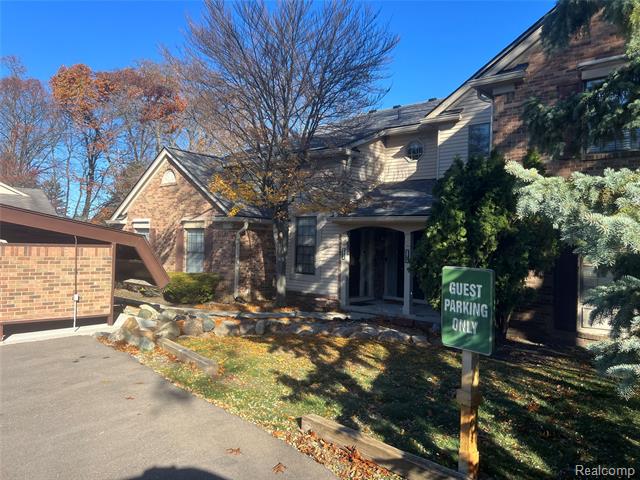 Builiding view twenty three for 29726 Pine Ridge, Farmington, MI. 48331