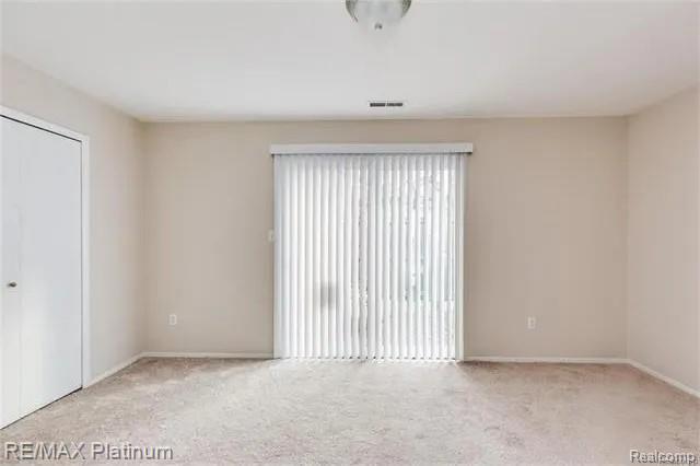 Builiding view nine for 23314 N Dixboro, South Lyon, MI. 48178