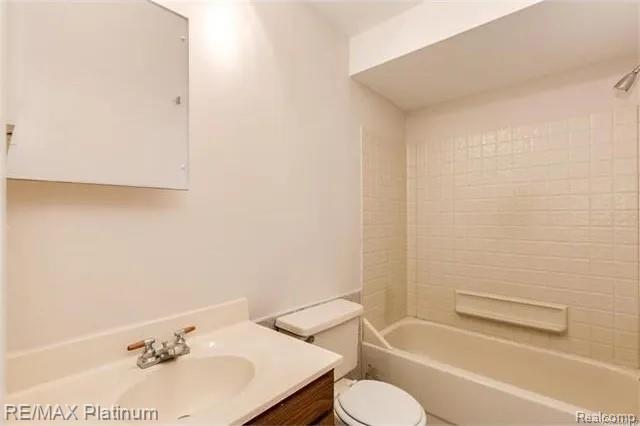 Builiding view six for 23314 N Dixboro, South Lyon, MI. 48178