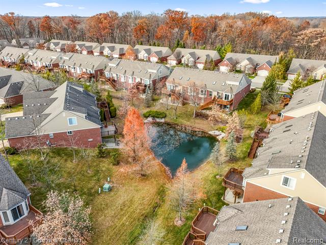 Builiding view thirty six for 30231 Viewcrest, Novi, MI. 48377