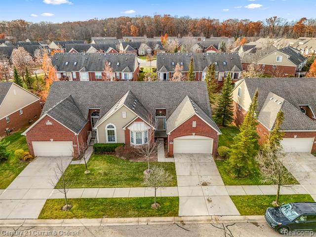 Builiding view three for 30231 Viewcrest, Novi, MI. 48377