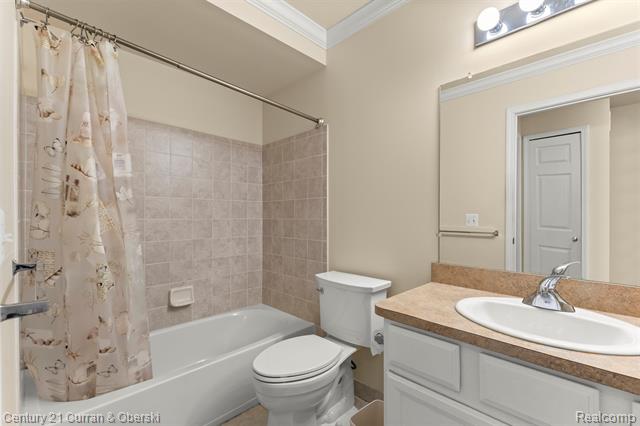 Builiding view twenty one for 30231 Viewcrest, Novi, MI. 48377