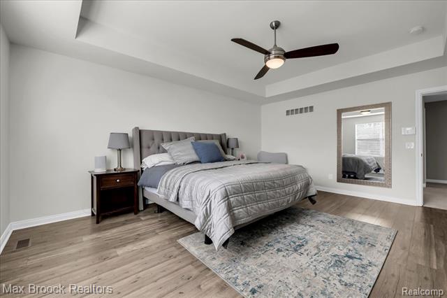 Builiding view thirty eight for 1126 Queensboro, Rochester, MI. 48307