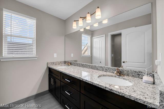 Builiding view thirty three for 1126 Queensboro, Rochester, MI. 48307