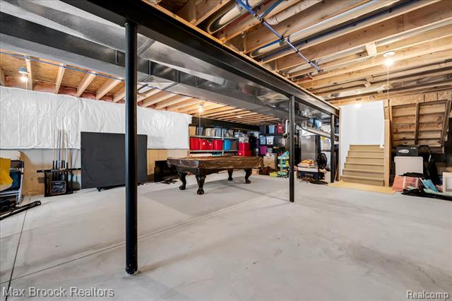 Builiding view twenty five for 1126 Queensboro, Rochester, MI. 48307