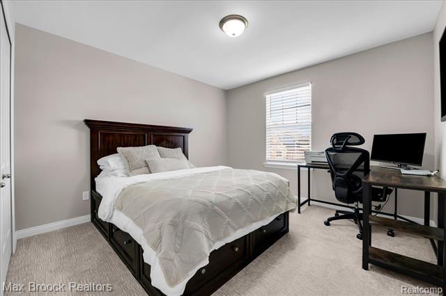 Builiding view twenty six for 1126 Queensboro, Rochester, MI. 48307