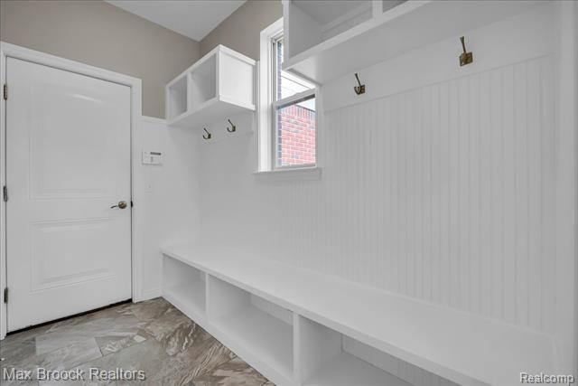 Builiding view twenty three for 1126 Queensboro, Rochester, MI. 48307