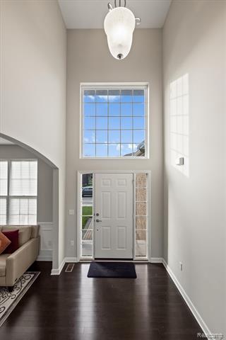 Builiding view nine for 4882 E Stonegate, Lake Orion, MI. 48359