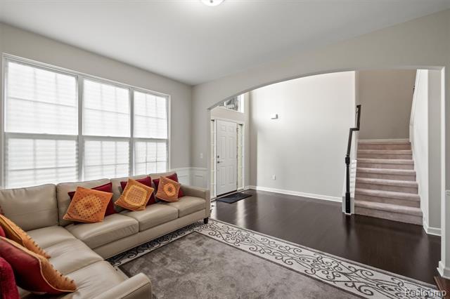 Builiding view twenty two for 4882 E Stonegate, Lake Orion, MI. 48359