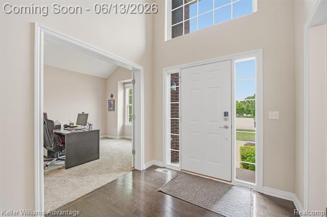 Builiding view nine for 23740 Stoneleigh, South Lyon, MI. 48178