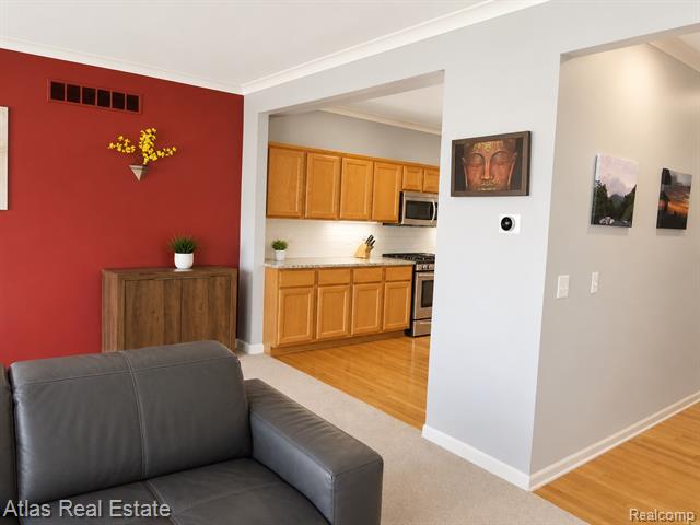 Builiding view eight for 1031 Maya, Troy, MI. 48085