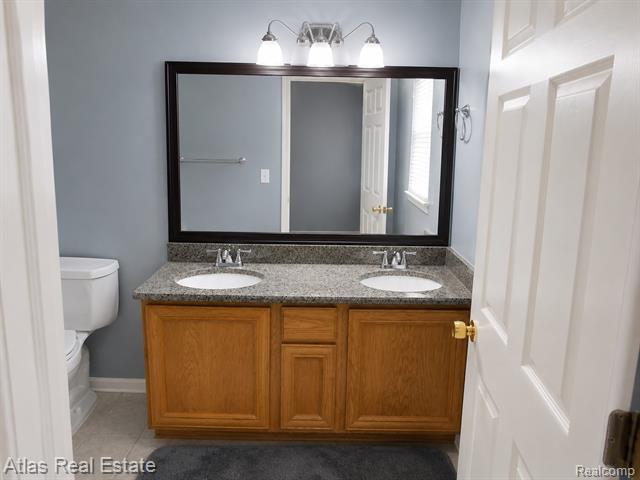 Builiding view sixteen for 1031 Maya, Troy, MI. 48085