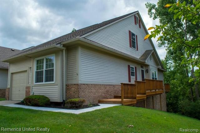 front view for 30861 Centennial Dr, Novi, Mi. 48377