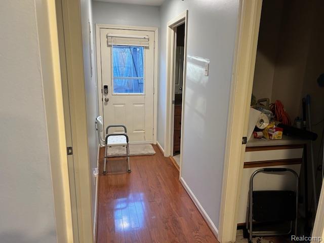 Builiding view four for 323 Countryside, Highland, MI. 48357