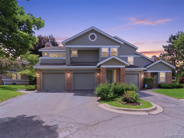 front view for 6605 Firestone Ct, West Bloomfield, Mi. 48322