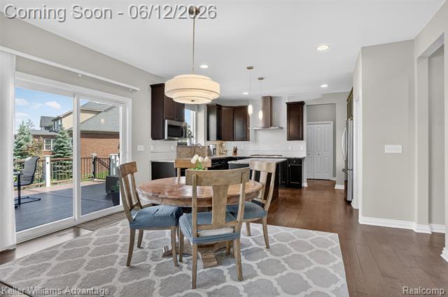 Builiding view nine for 24576 Turnburry, South Lyon, MI. 48178