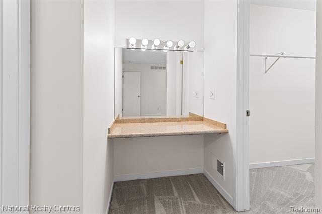 Builiding view twenty two for 6153 Westbrooke, West Bloomfield, MI. 48322