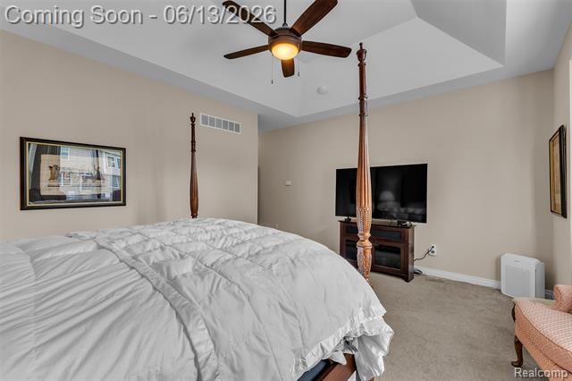 Builiding view twenty eight for 23719 Stoneleigh, South Lyon, MI. 48178