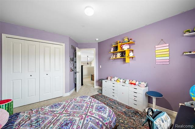 Builiding view fifty four for 4095 Rockingham, Troy, MI. 48085