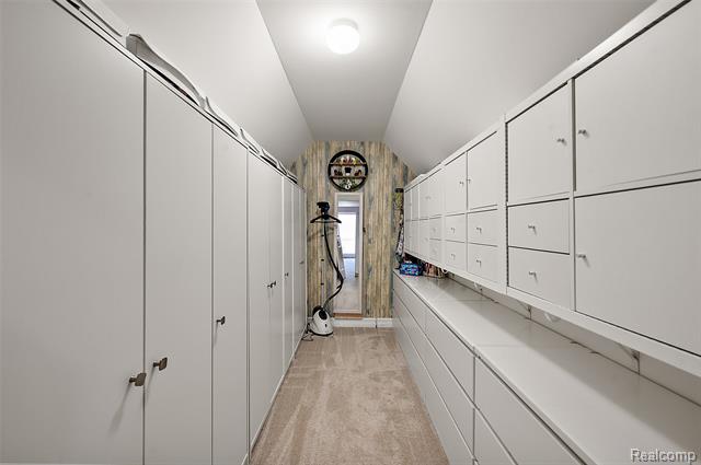 Builiding view forty five for 4095 Rockingham, Troy, MI. 48085