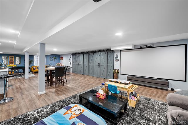 Builiding view sixty seven for 4095 Rockingham, Troy, MI. 48085