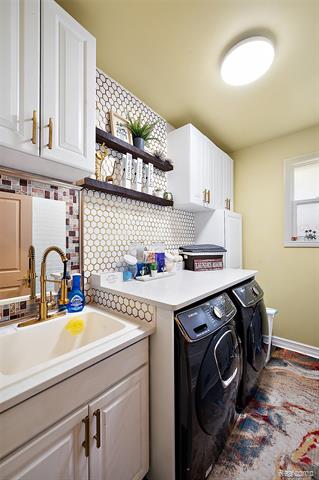 Builiding view thirty five for 4095 Rockingham, Troy, MI. 48085