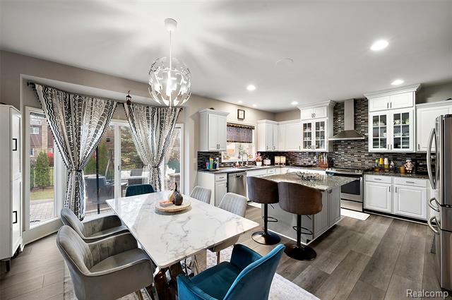 Builiding view twenty six for 4095 Rockingham, Troy, MI. 48085