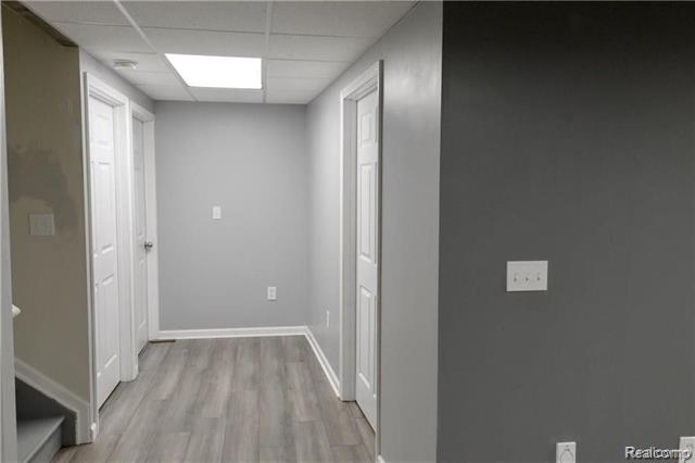 Builiding view twenty one for 31085 Tremont, Franklin, MI. 48025