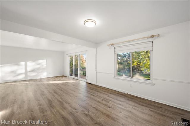 Builiding view eleven for 2383 Mulberry Sq Apt 67, Bloomfield Hills, MI. 48302