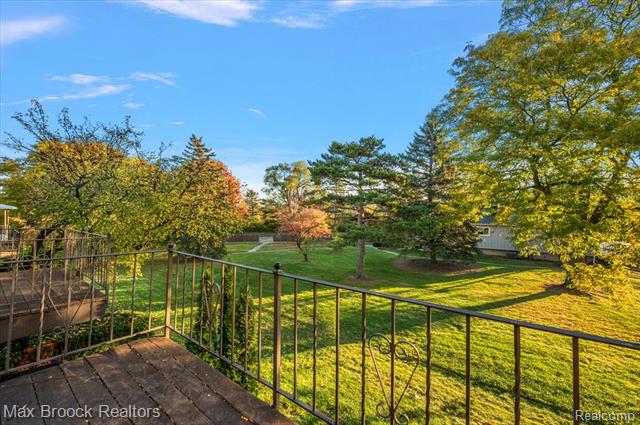 Builiding view thirty eight for 2383 Mulberry Sq Apt 67, Bloomfield Hills, MI. 48302