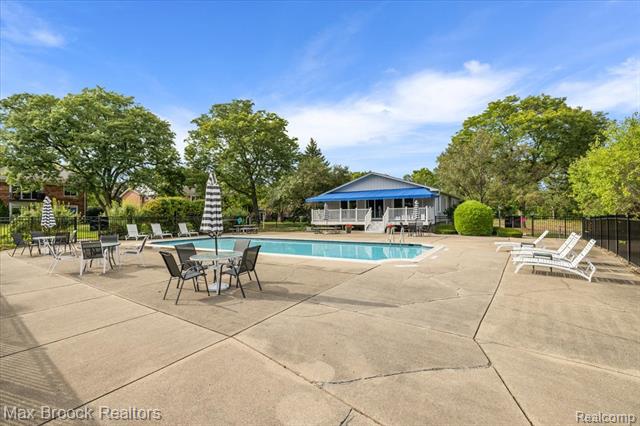 Builiding view thirty six for 2383 Mulberry Sq Apt 67, Bloomfield Hills, MI. 48302