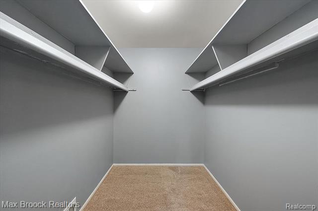 Builiding view twenty eight for 2383 Mulberry Sq Apt 67, Bloomfield Hills, MI. 48302