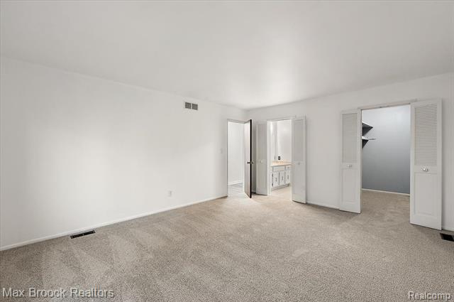 Builiding view twenty four for 2383 Mulberry Sq Apt 67, Bloomfield Hills, MI. 48302