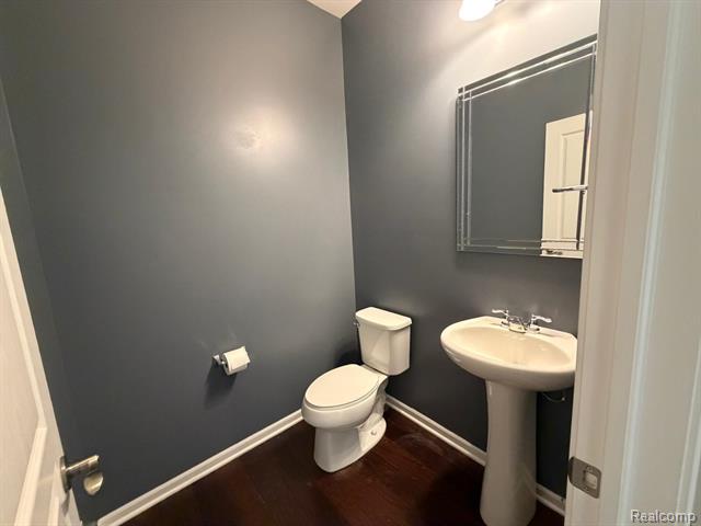 Builiding view fourteen for 25835 Oberlin, Novi, MI. 48374