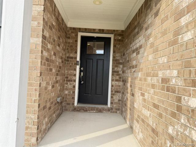 Builiding view one for 25835 Oberlin, Novi, MI. 48374