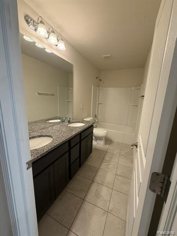 Builiding view twenty one for 25835 Oberlin, Novi, MI. 48374