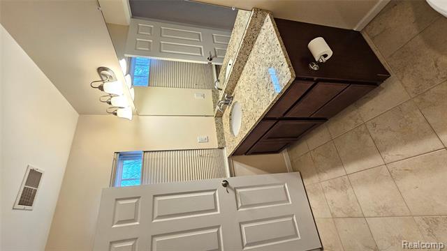 Builiding view eight for 41594 Mitchell, Novi, MI. 48377