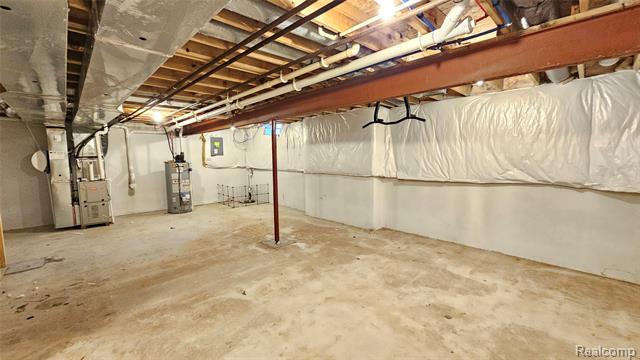 Builiding view eighteen for 41594 Mitchell, Novi, MI. 48377