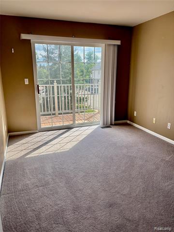 Builiding view nine for 3541 Oakmonte, Rochester, MI. 48306