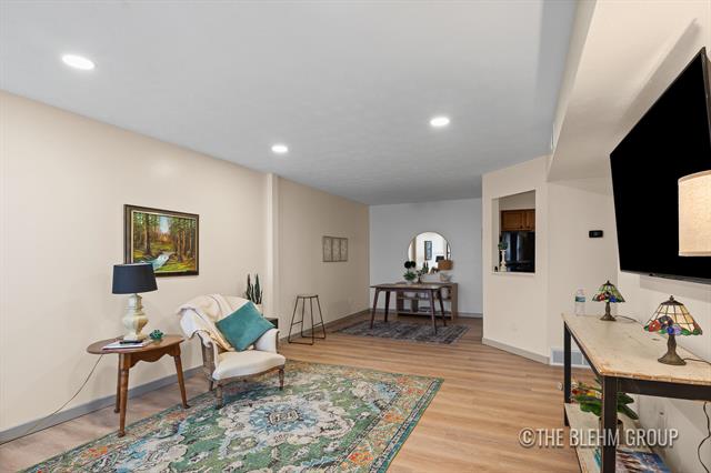 Builiding view five for 61264 Greenwood, South Lyon, MI. 48178