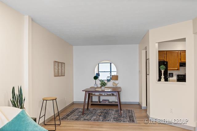 Builiding view six for 61264 Greenwood, South Lyon, MI. 48178