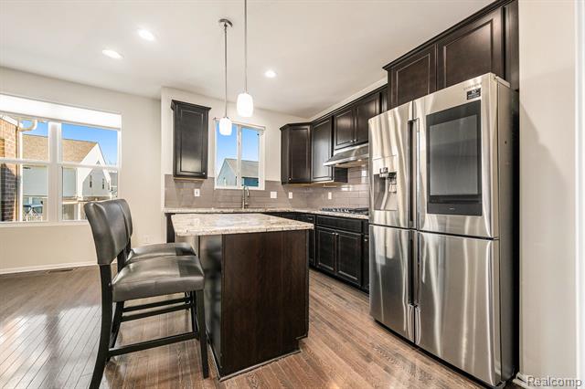 Builiding view nine for 28364 Hanover, Novi, MI. 48377