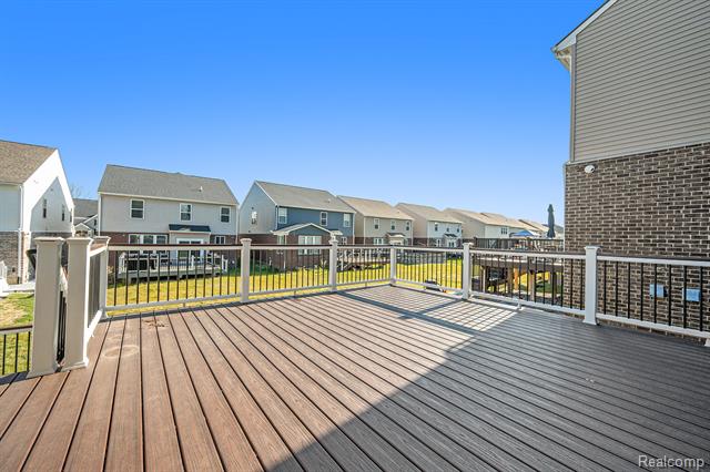 Builiding view thirty five for 28364 Hanover, Novi, MI. 48377