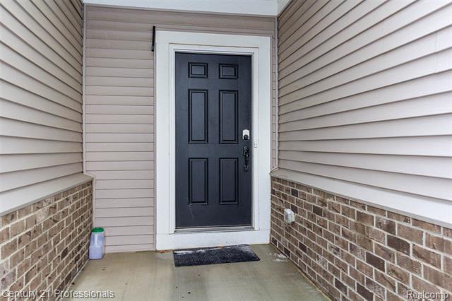 Builiding view four for 1218 Lark, Lake Orion, MI. 48360